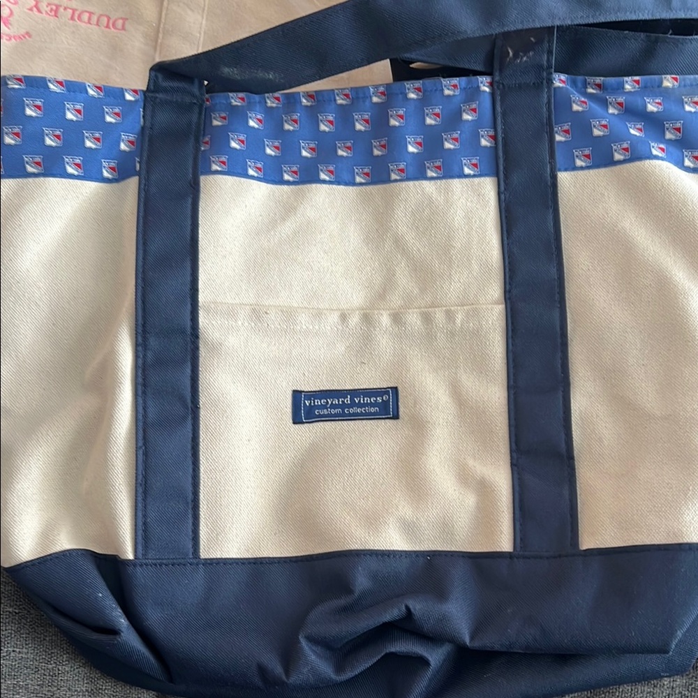 Vineyard Vines Blue and Cream Tote Bag